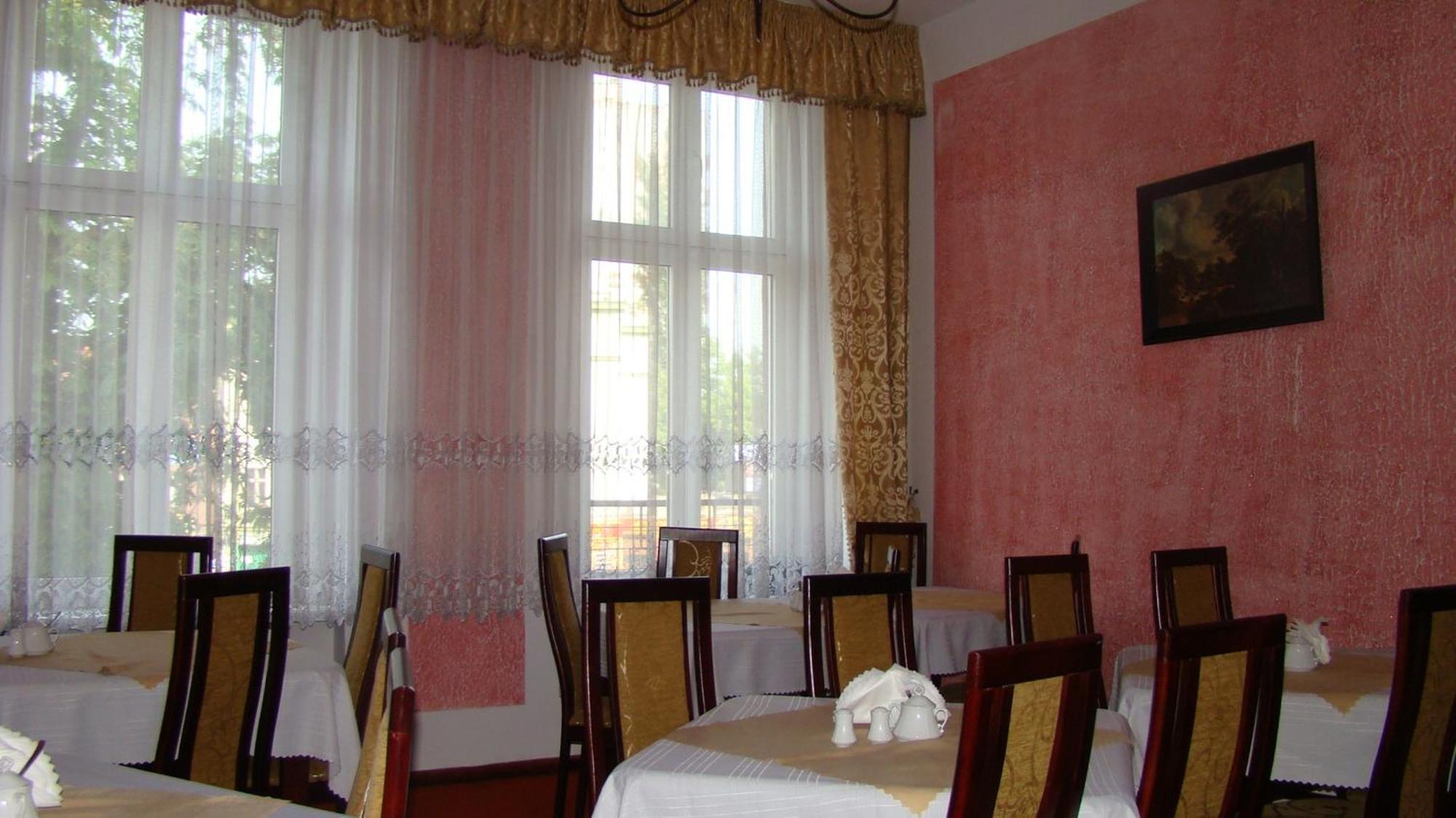 Bed & Breakfast Hotelik Parkowy