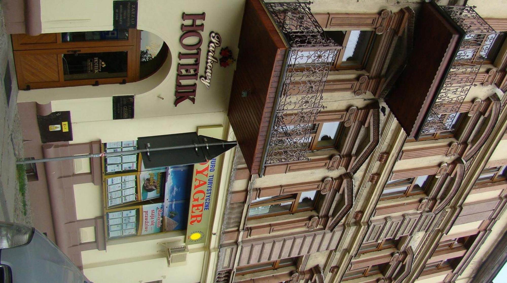 Hotelik Parkowy